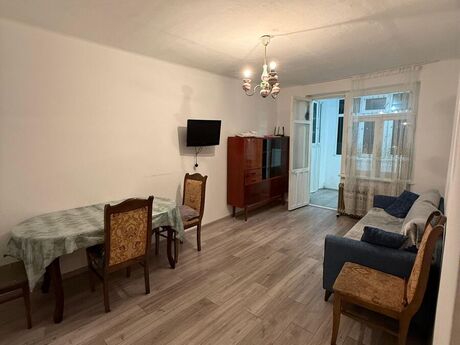 Elan №6193714 - Bakı, Nəriman Nərimanov m., 3 otaqlı, 75 m², 4/5 mərtəbə