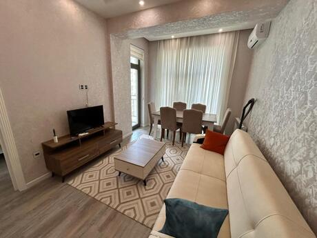 Elan №6193740 - Bakı, 28 May m., 2 otaqlı, 60 m², 14/18 mərtəbə
