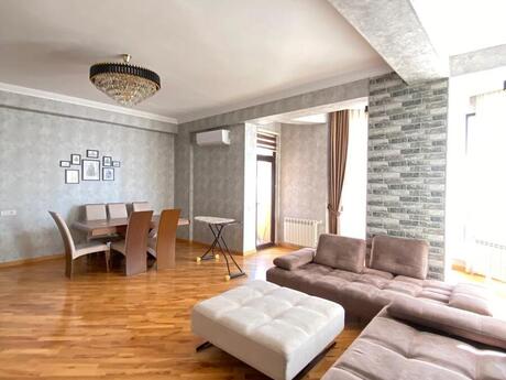 Kirayə 3 otaqlı mənzil, 157 m², Nəsimi: 1 300 ₼/ay 3