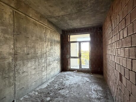 2 otaqlı yeni tikili - Bakıxanov q. - 70.5 m²