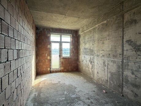 2 otaqlı yeni tikili - Bakıxanov q. - 70.5 m²