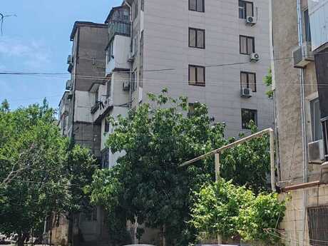 Elmlər Akademiyası m.