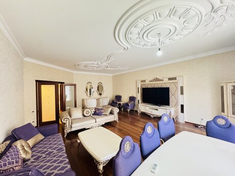 4 otaqlı mənzil, 250 m², 28 May: 820 000 ₼ 3