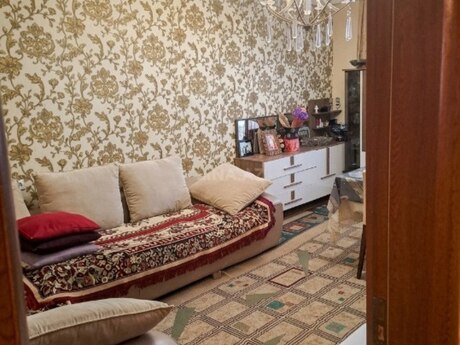 Объявление №6194826 - Баку, м. Ахмедлы, 3-комн., 80 м², 2/9 этаж