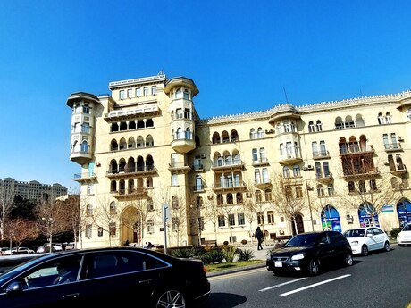 Elan №6194920 - Bakı, İçəri Şəhər m., 3 otaqlı, 100 m², 3/5 mərtəbə