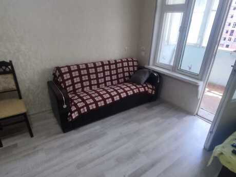 Elan №6194972 - Bakı, Qara Qarayev m., 2 otaqlı, 47 m², 4/5 mərtəbə
