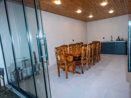 5 otaqlı həyət evi/bağ evi - Quba - 220 m²