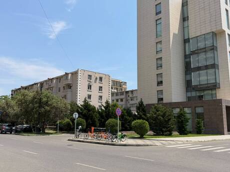 Elan №6195166 - Bakı, Şah İsmayıl Xətai m., 2 otaqlı, 49 m², 5/5 mərtəbə