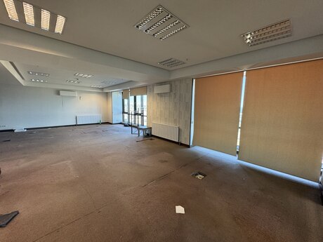 8-комн. офис - м. Шах Исмаил Хатаи - 412 м²