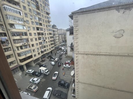 Elan №6195276 - Xırdalan, Xırdalan, 3 otaqlı, 122 m², 2/17 mərtəbə