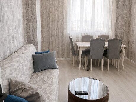 Объявление №6195287 - Баку, пос. Бина, 2-комн., 68.5 м², 2/4 этаж