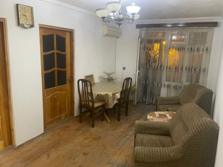 Elan №6195333 - Bakı, Nəriman Nərimanov m., 3 otaqlı, 70 m², 3/5 mərtəbə