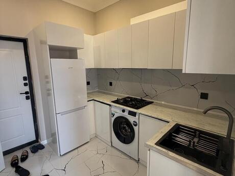 Elan №6195414 - Bakı, Lökbatan q., 2 otaqlı, 77 m², 8/10 mərtəbə