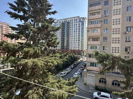 Elan №6195533 - Bakı, Elmlər Akademiyası m., 2 otaqlı, 50 m², 5/5 mərtəbə