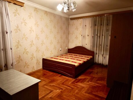 3 otaqlı köhnə tikili - Nəriman Nərimanov m. - 70 m²