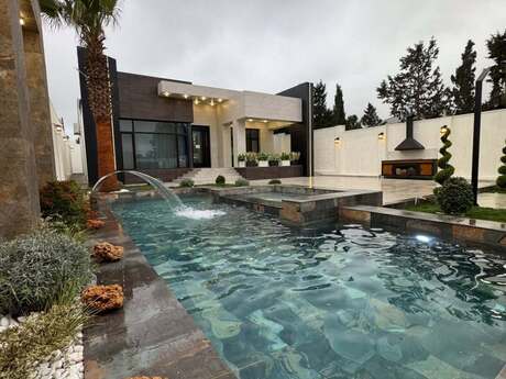 5 otaqlı həyət evi/bağ evi - Mərdəkan q. - 230 m²