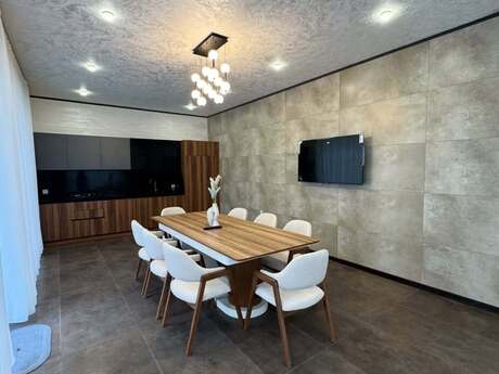 5 otaqlı həyət evi/bağ evi - Mərdəkan q. - 230 m²