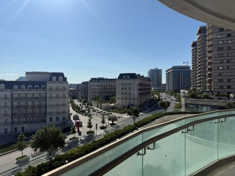 4-room new-build apartment for sale in Ağ şəhər, 220 m², 1 320 000 AZN, photo 3 / 6