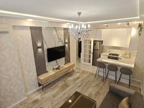 Elan №6195741 - Bakı, Səbail r., 2 otaqlı, 65 m², 10/15 mərtəbə