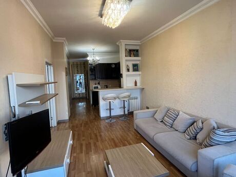 2 otaqlı yeni tikili - Şah İsmayıl Xətai m. - 75 m²