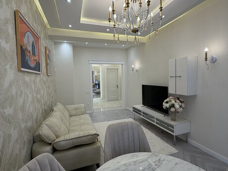 Elan №6195783 - Bakı, 28 May m., 3 otaqlı, 100 m², 14/20 mərtəbə