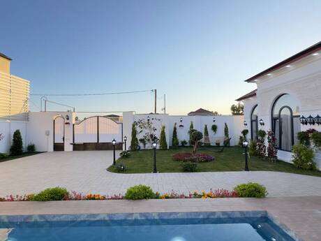4 otaqlı həyət evi/bağ evi - Şüvəlan q. - 190 m²
