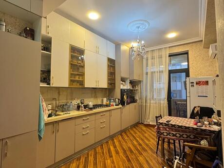Объявление №6195872 - Баку, м. Гянджлик, 3-комн., 121 м², 4/17 этаж