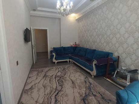2-room apartment, 65 m², Bakıxanov: 135 000 ₼ 2