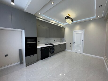 3 otaqlı yeni tikili - 28 May m. - 133 m²