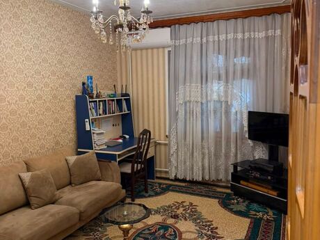 3 otaqlı köhnə tikili - İnşaatçılar m. - 85 m²