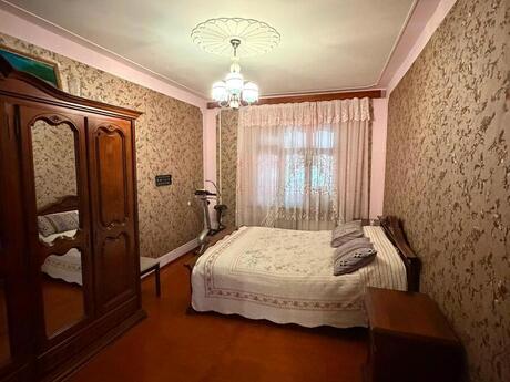 3 otaqlı köhnə tikili - İnşaatçılar m. - 85 m²