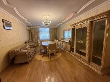 3 otaqlı mənzil, 136 m², Xalqlar Dostluğu: 320 000 ₼ 2
