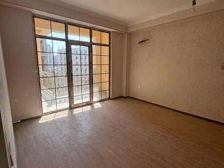 2 otaqlı mənzil, 88 m², 28 May: 285 000 ₼ 3