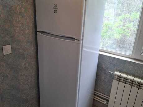 3 otaqlı köhnə tikili - Memar Əcəmi m. - 45 m²