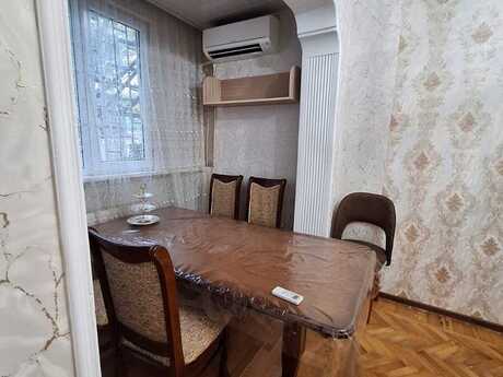 2 otaqlı köhnə tikili - Memar Əcəmi m. - 60 m²