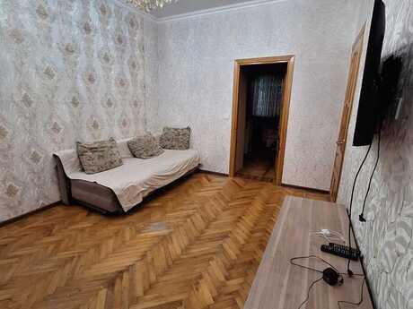 2 otaqlı köhnə tikili - Memar Əcəmi m. - 60 m²