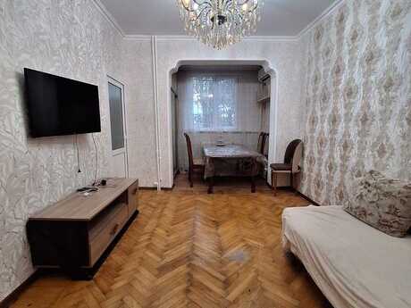 2 otaqlı köhnə tikili - Memar Əcəmi m. - 60 m²