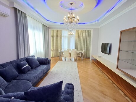 Kirayə 3 otaqlı mənzil, 150 m², 8 Noyabr: 1 050 ₼/ay 4