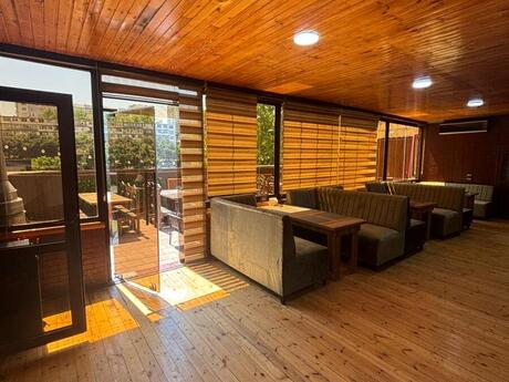Obyekt - Nizami r. - 300 m²