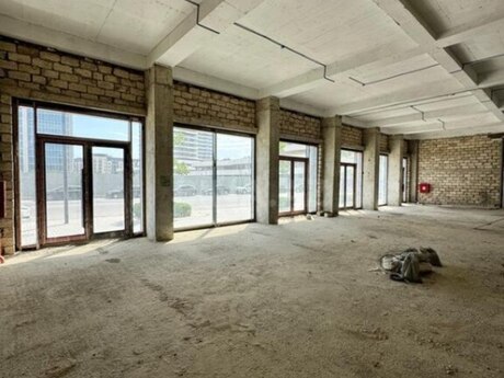 Obyekt - Ağ şəhər q. - 400 m²