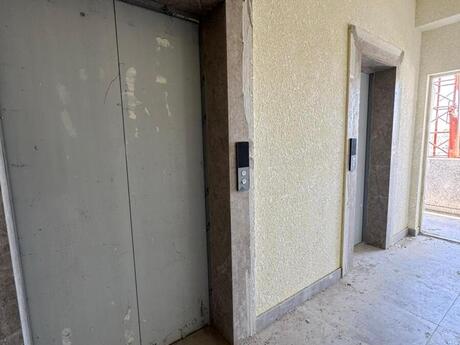 2 otaqlı yeni tikili - Binəqədi r. - 99 m²