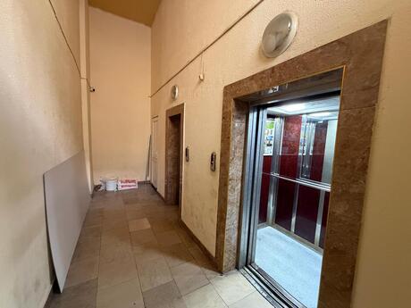 4 otaqlı yeni tikili - Nizami m. - 200 m²