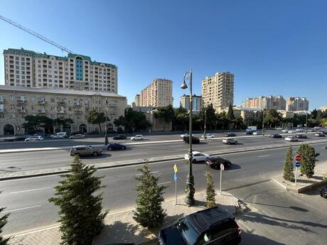 3-комн. вторичка - м. Нариман Нариманов - 90 м²