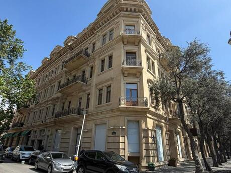 Obyekt - Sahil m. - 220 m²
