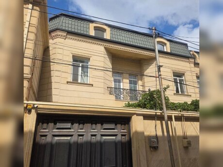 Elan №6196828 - Bakı, Binəqədi r., 10 otaqlı, 480 m²