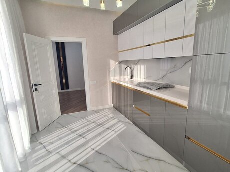 3-room apartment, 86 m², Azadlıq Prospekti: 245 000 ₼ 2