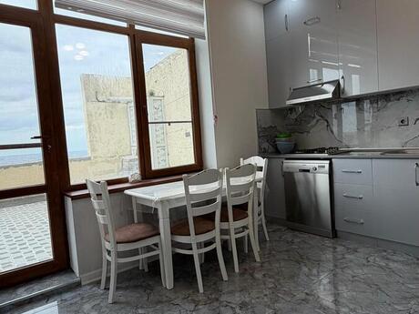 3-комнатная квартира, 140 м², 20 Yanvar: 265 000 ₼ 4