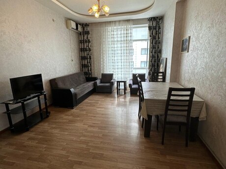 Elan №6197296 - Bakı, 8 Noyabr m., 2 otaqlı, 55 m², 5/15 mərtəbə