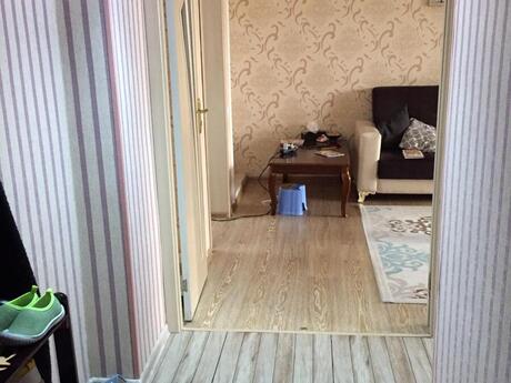 2 otaqlı köhnə tikili - Böyükşor q. - 47 m²