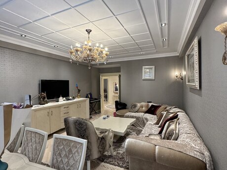 4-room apartment, 146 m², 8-ci mikrorayon: 385 000 ₼ 2